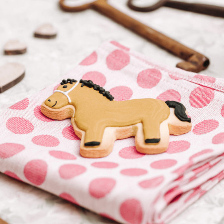 biscoito feito com cortador de cavalo