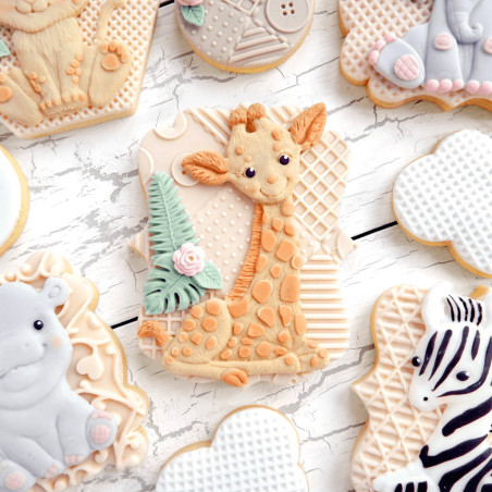 biscoito decorado com molde de girafa