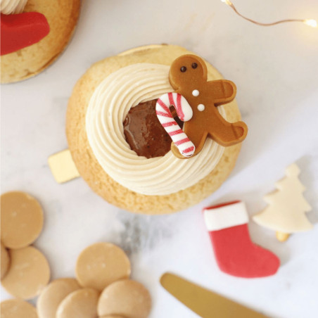 decoração de pasta de amêndoa em cupcake