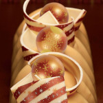 Registro de Natal decorado com bouel de chocolate