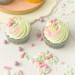 cupcake de unicórnio e granulado