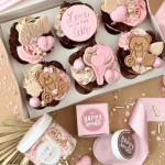 pastéis decorados com granulados felizes do diário Mix Princess