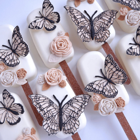 bolo magnum decorado com rosas