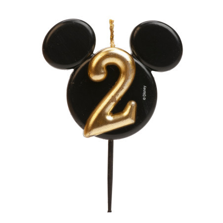 Vela em formato de orelha do Mickey Mouse de 2 anos