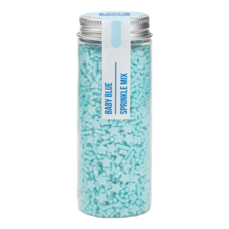 Bolo PME com confeitos mistos azul bebê