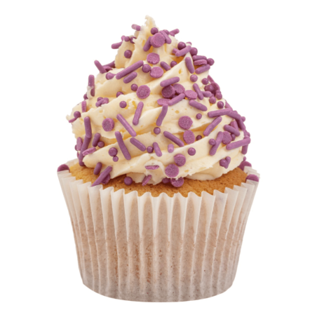 confeitos roxos polvilhados no cupcake
