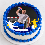 Bolo com tema de handebol e foto comestível