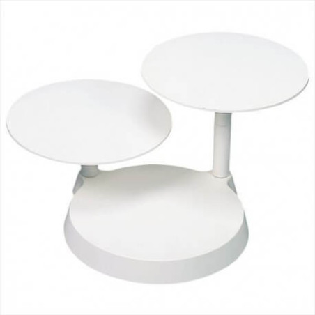 display de casamento com 3 bolos