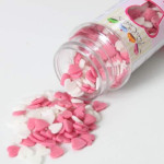 mini corações de açúcar rosa e branco - bolinhos divertidos