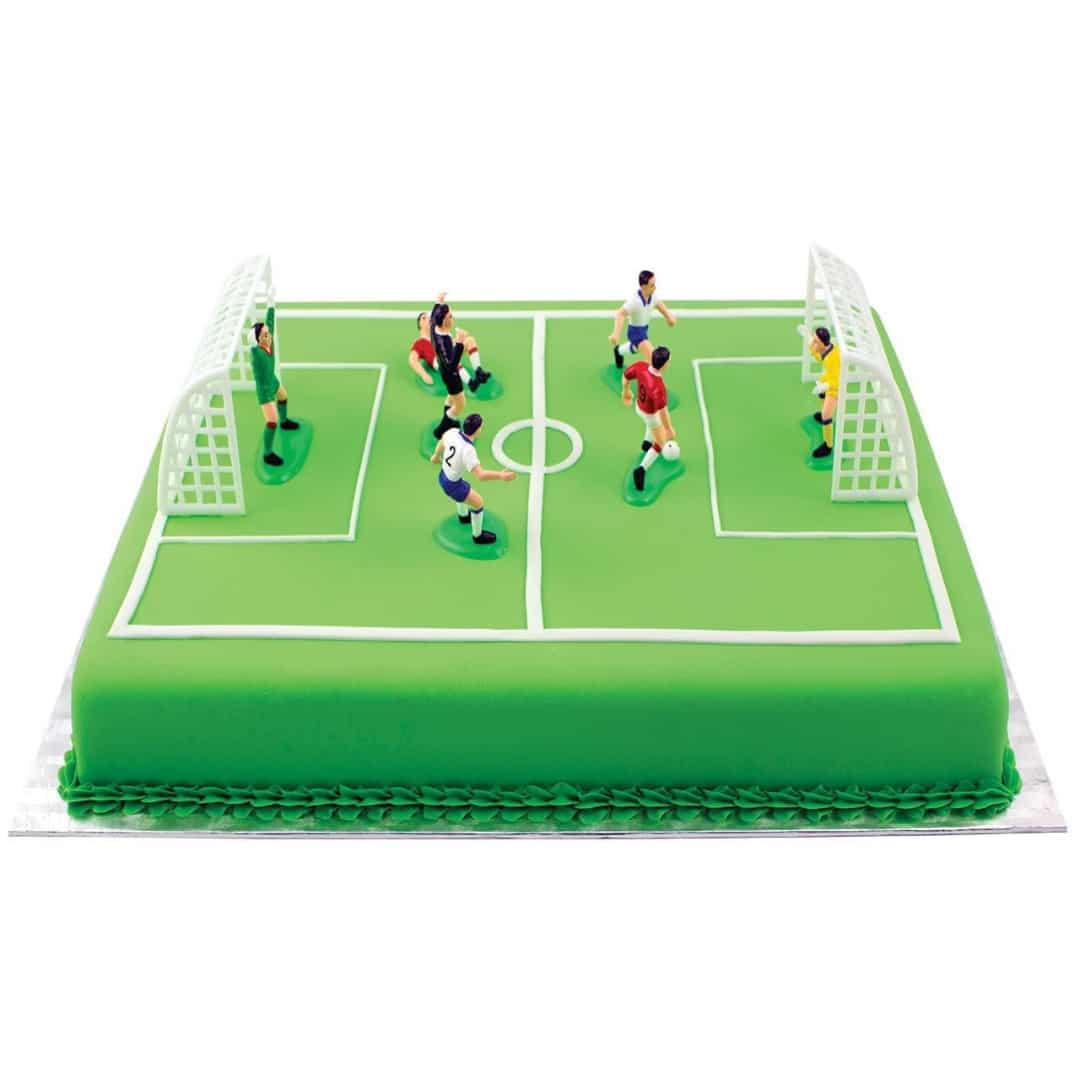 Bolo-deco-de-futebol-2-gaiolas-de-futebol