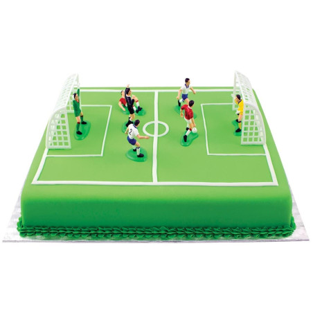 Bolo-deco-de-futebol-2-gaiolas-de-futebol